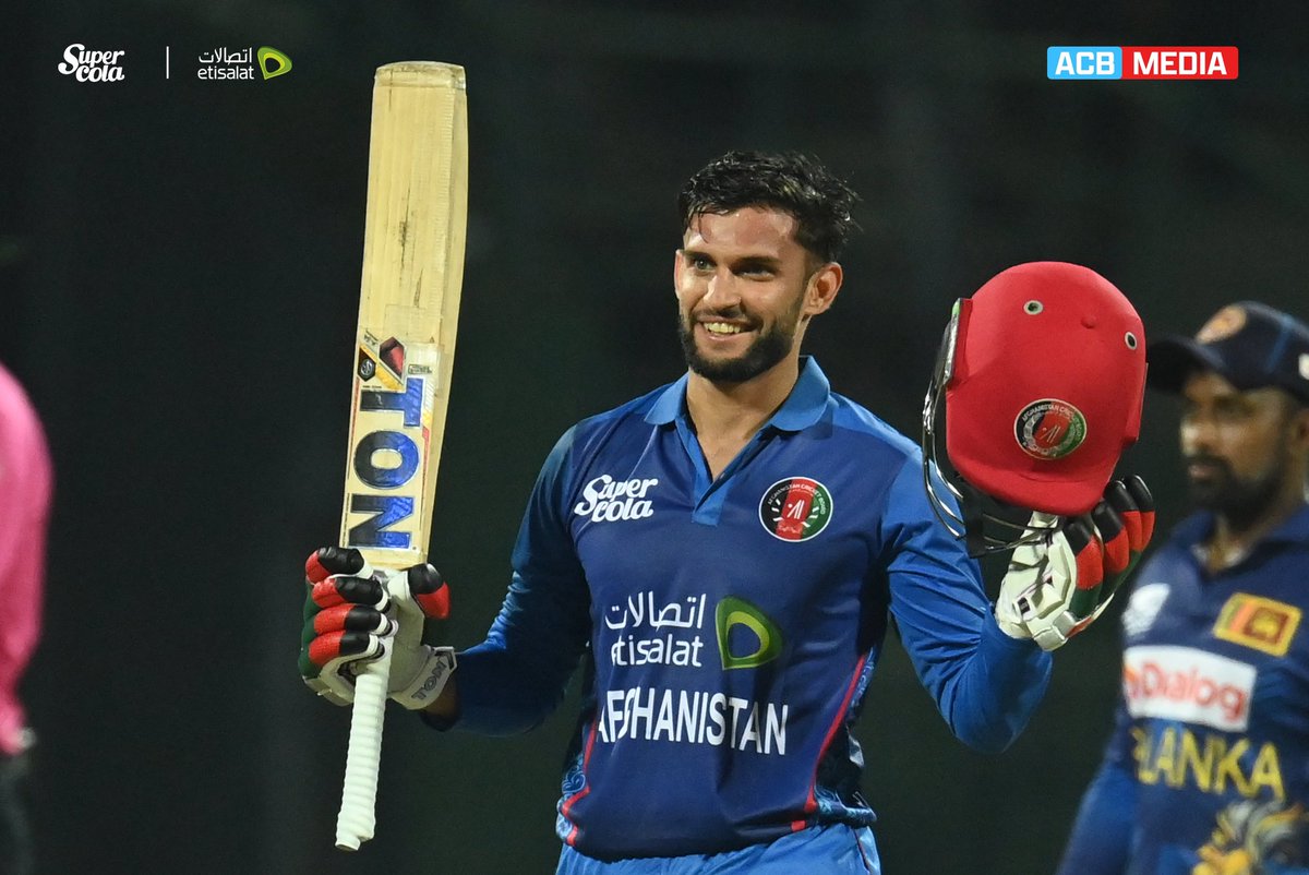Worldcricket_99's tweet photo. Every mouth must confess, every head must bow down !!!

The best fast bowling all rounder in asia today !!
#AFGvSL #Azmatullahomarzai https://t.co/wGW33uIW9J