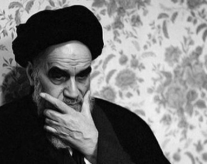 “Anyone who will say that religion is separate from politics is a fool; he does not know Islam or politics.” — Imam Khomeini (r) #TheGreatKhomeini