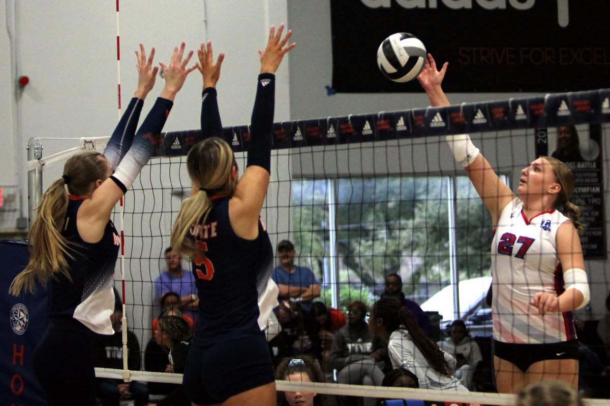 H-Town Showdown #2: 16s – Top Right Sides
<a href="/Emoryharper_vb/">Emory</a> 
<a href="/avatxvolleyball/">AVA of TX</a> 
<a href="/DevynWilkes2027/">Devyn</a> 
<a href="/houstonjuniors/">Houston Juniors</a> 
<a href="/KatyUnitedVB/">Katy United</a>
<a href="/Texas1Vball/">Texas One Athletics</a> 
<a href="/HoustonSkyline/">Houston Skyline</a> 
<a href="/PDTexas/">Prep Dig Texas</a> 

prepdig.com/2024/02/h-town…