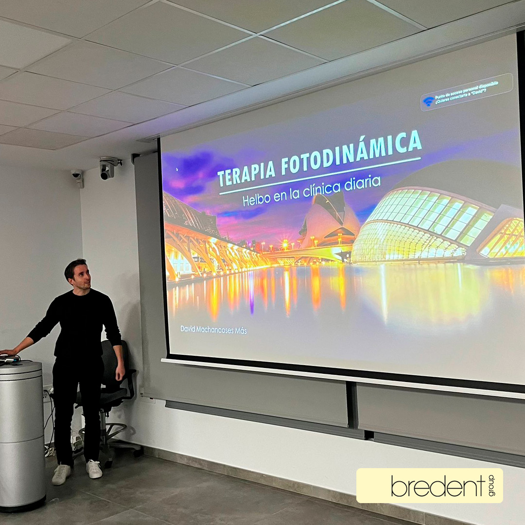 BredentSP's tweet image. El pasado 2 de febrero, tuvimos el privilegio de reunir a profesionales de la odontología: Dr. Seppe Vander Beken, la Dra. Dragana Rakasevic, la Dra. María Cabeza y el Dr. David Machancoses. Juntos, compartieron su conocimiento y enriqueciendo a todos los asistentes.
#bredent