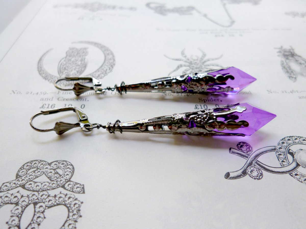 LovesVintage43 tweet media