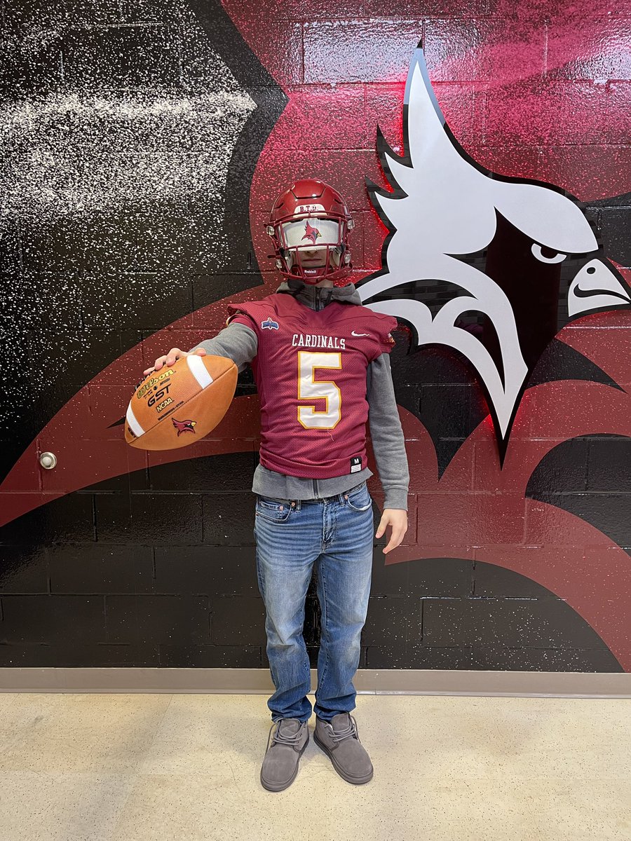 Tlbracchy's tweet image. After a nice visit at @SjfFootball I would like to announce that i’ve been offered to continue my football journey at SJF! I would like to thank the coaches for this opportunity and my family and friends as well. @Coach_Segala @CoachVosburgh @CoachHeas