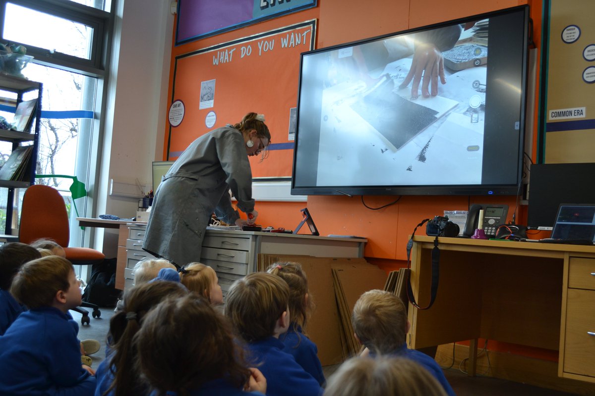 RPPS_Art's tweet photo. 'Why is there a large, white bird in the art room, Miss Silva?' #RPPSReception respond with excitement to the wonderful worlds that #EmilySutton creates through her textured illustrations. https://t.co/N9M5VorUlc