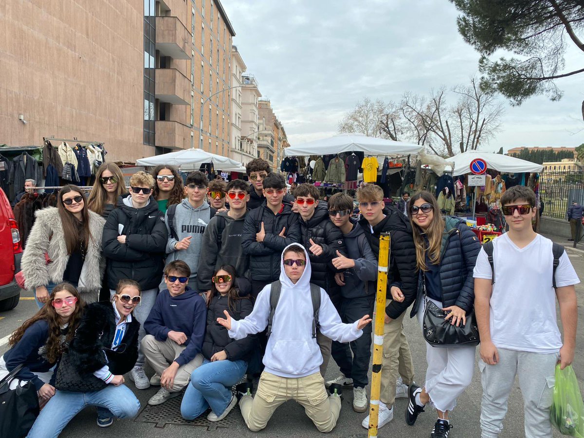 thaubarcelona's tweet photo. #Stylos 4t dia del a treball de Camp a Roma. Avui hem visitat:
1-3. Sant Joan de Laterà, el baptisteri i L’escala Santa
4-7. Museus vaticans.
8. Una nova mirada oberta al món!
Ara anant a l’aeroport.
Ciao Roma, arrivederci !!!!! https://t.co/kQj0Z7JizA