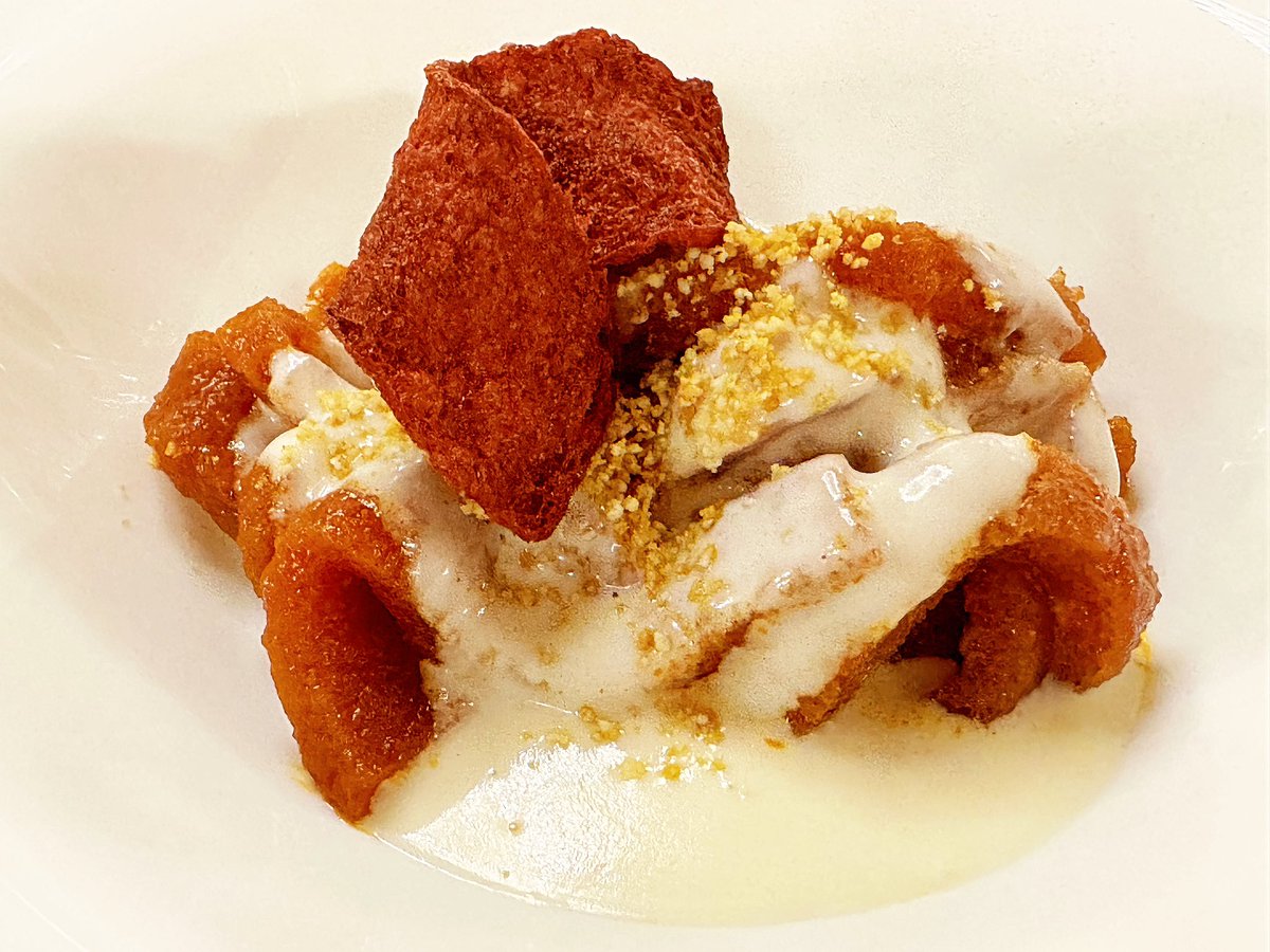 Speciale la finta #trippa alla bolognese con il #konjac essiccato Un piatto oltre, fra #giappone #ibaraky e #emiliaromagna di chef @matteo__poggi del #ristorante @alcambio__ di #Bologna e la passione di @piero_pompili_bo  In #Giappone il mio prox viaggio per #Viaggi <a href="/repubblica/">Repubblica</a> ?