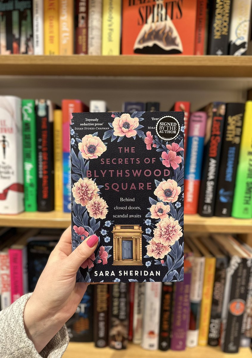 Waterstones_Edi's tweet image. From the author of the The Fair Botanists comes another evocative historical novel of female empowerment, as two women are drawn together by an inconvenient collection of erotic art.

Come grab a signed copy this weekend before they sell out! 📚

#waterstones #signedbooks