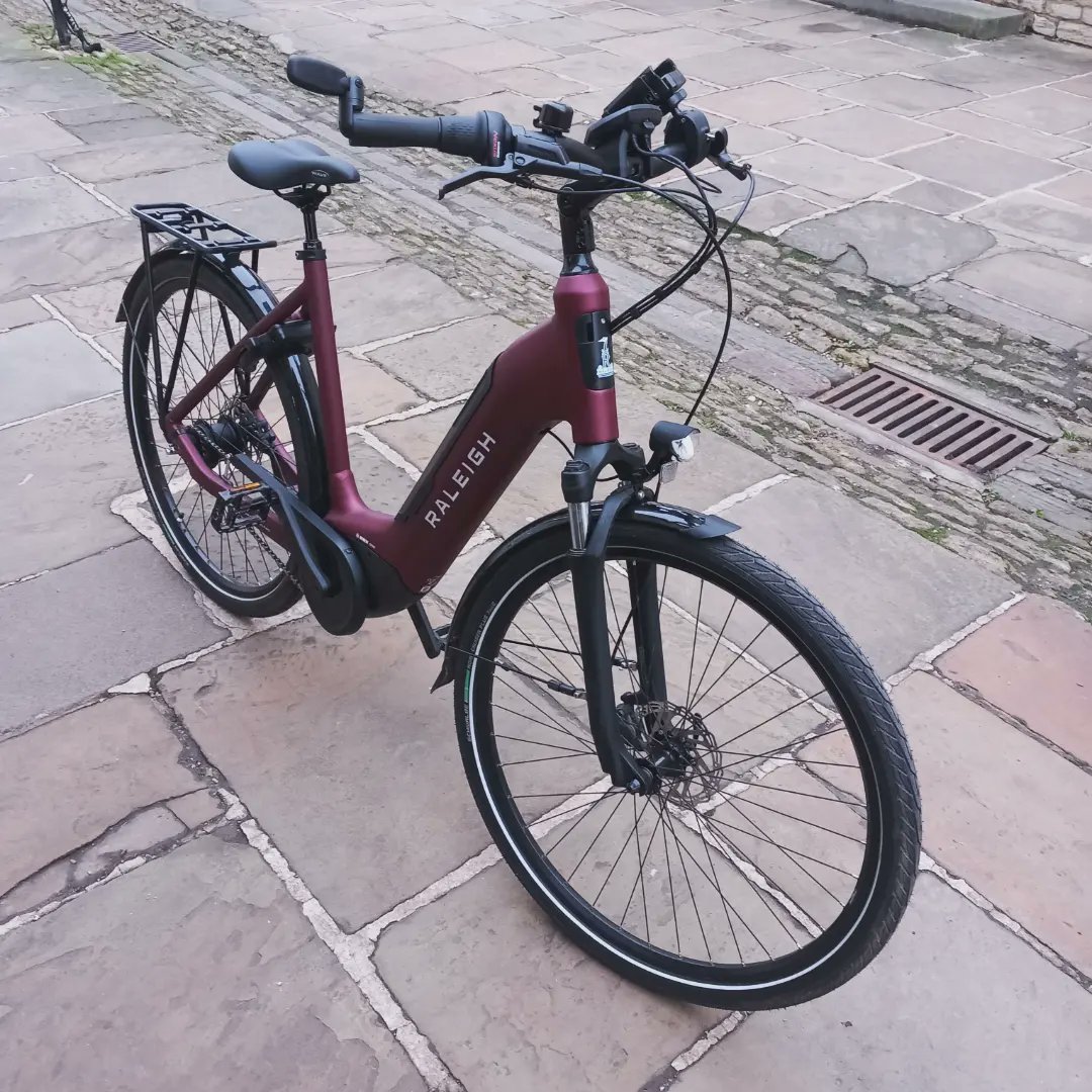 SpindlesBikes's tweet photo. We have a Raleigh Motus Tour large step thru with a Bosch system and highly durable hub gears. It's got 150miles on the clock and is being sold for £1500 (£800+ off retail price)  Come and take a test ride..... https://t.co/xDp83O7zGr