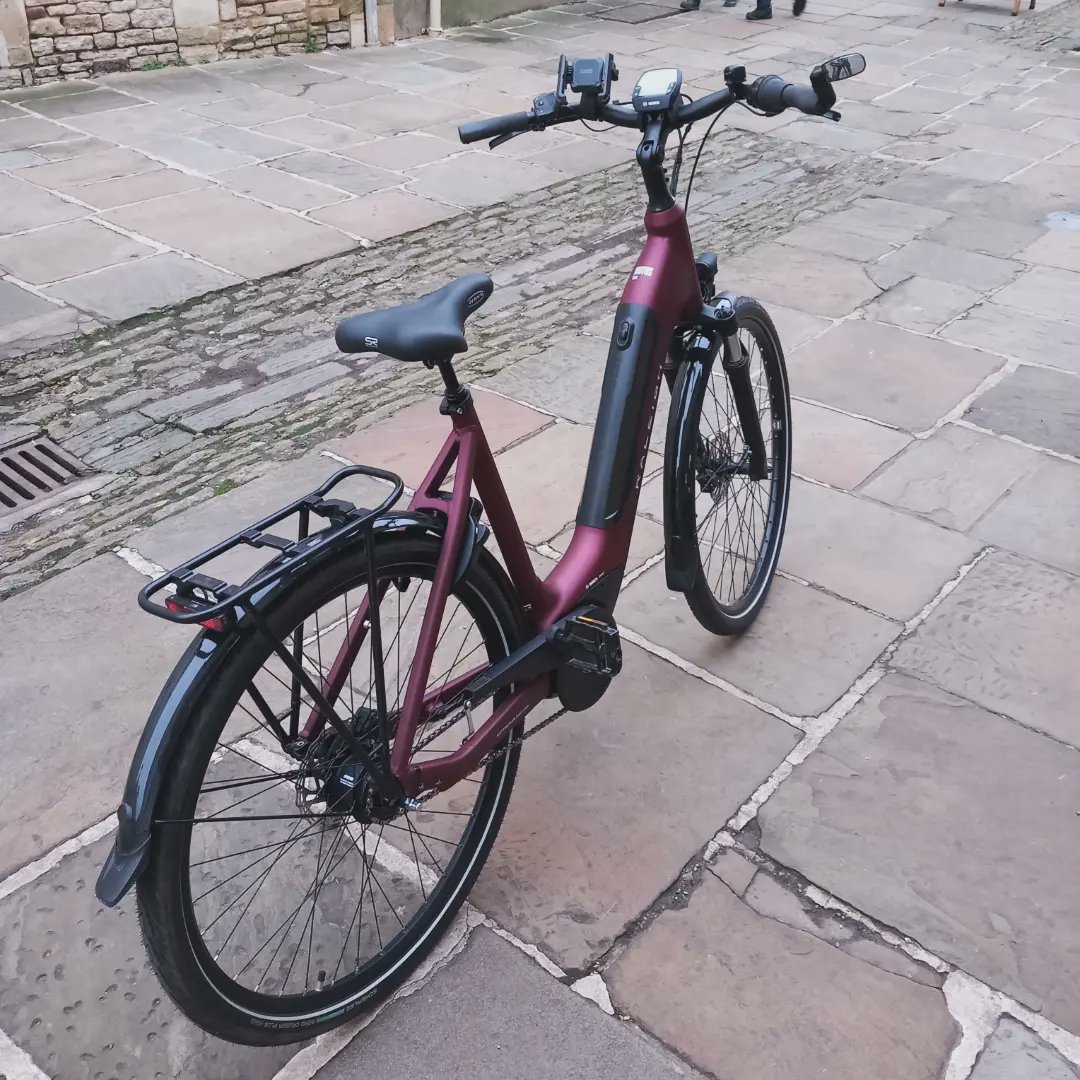 SpindlesBikes's tweet photo. We have a Raleigh Motus Tour large step thru with a Bosch system and highly durable hub gears. It's got 150miles on the clock and is being sold for £1500 (£800+ off retail price)  Come and take a test ride..... https://t.co/xDp83O7zGr