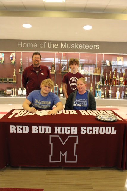 Congrats to Nolan Krack on committing to play football at Illinois College! #redbud132