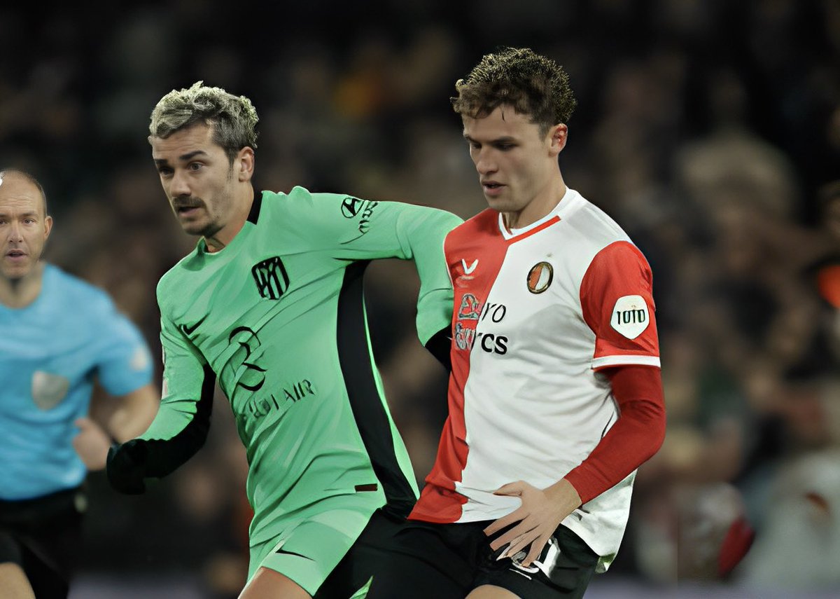 🚨🇳🇱 JUST IN: Atletico Madrid will definitely come back for Mats Wieffer in the summer.

The club’s interest is so big that Diego Simeone and Antoine Griezmann were involved. They were trying to convince Wieffer to join them.

[🎖️: Marcel van der Kraan, @MikeVerweij]