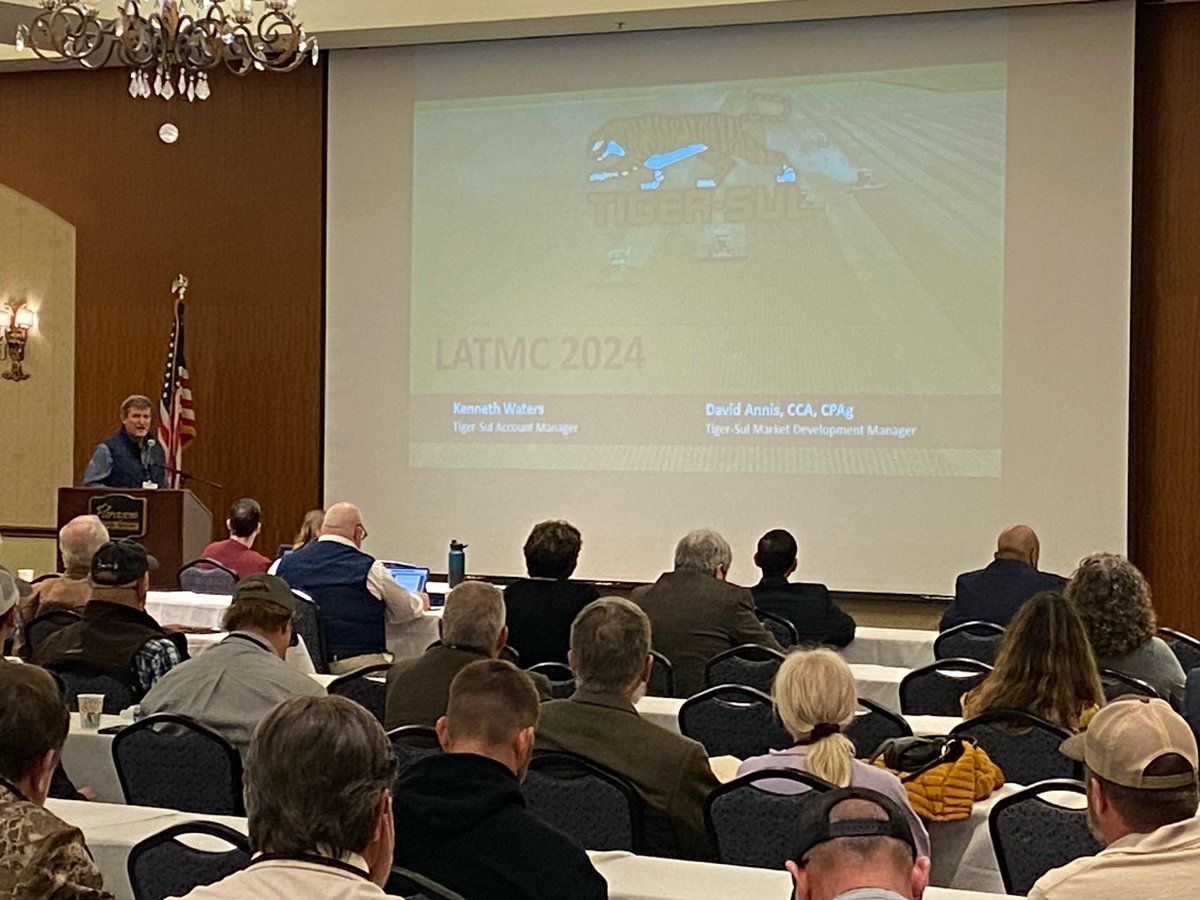 TigerSulProduct's tweet photo. Kenneth Waters, Tiger-Sul Southeastern US Manager, speaks before a pack auditorium at the #LATMC Conference in Marksville, LA. Discussing the importance of #sulphur in the #Delta.
#AskForTiger
https://t.co/kSm2rVuxoJ https://t.co/9wqb4owqhG