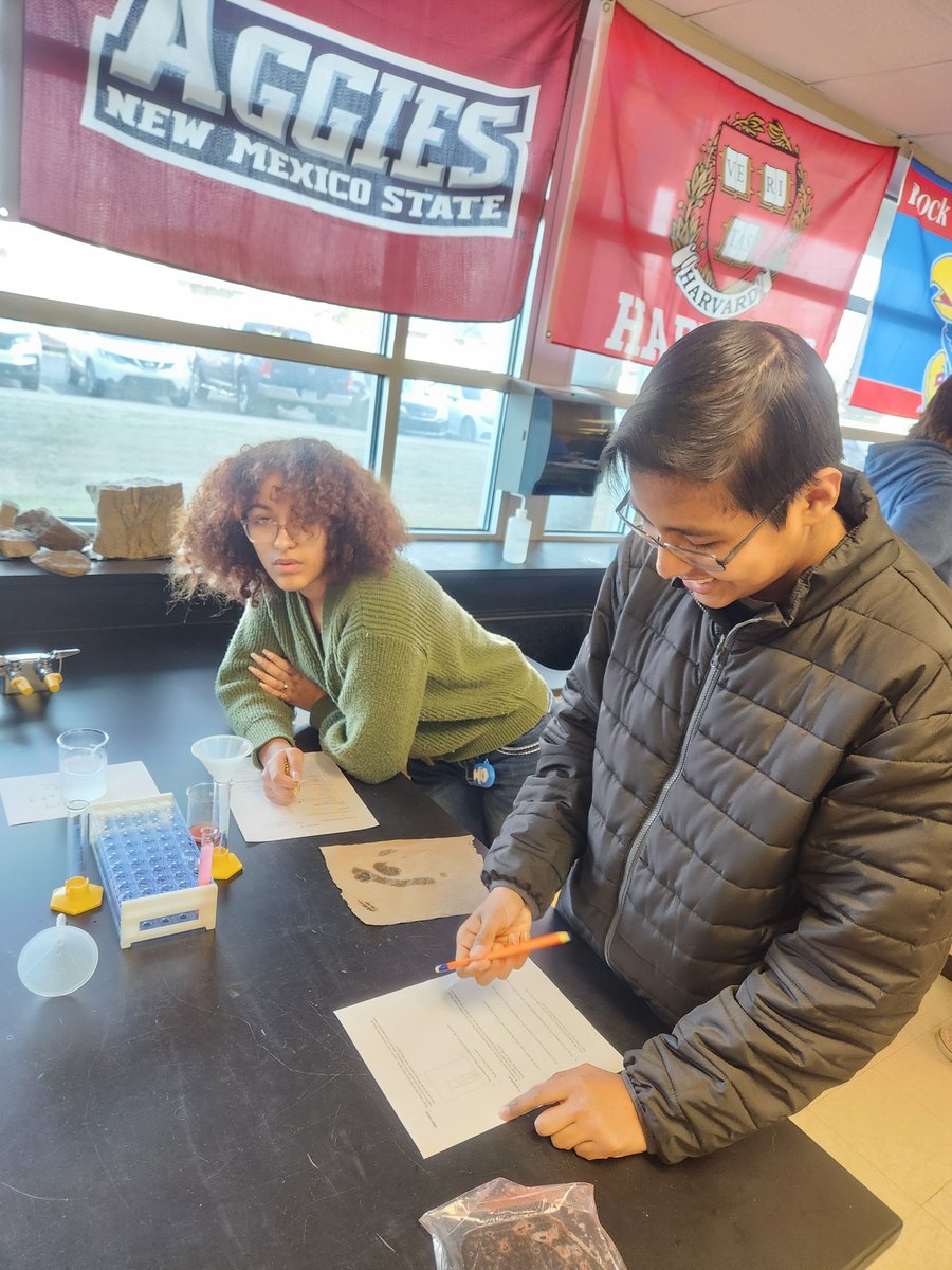 RHSMounties's tweet photo. Mr. Pate's Pre AP Bio classes extracting DNA from Strawberries
#ThatisLIFE! #BiologyROCKS! https://t.co/ptuC7UrkC0