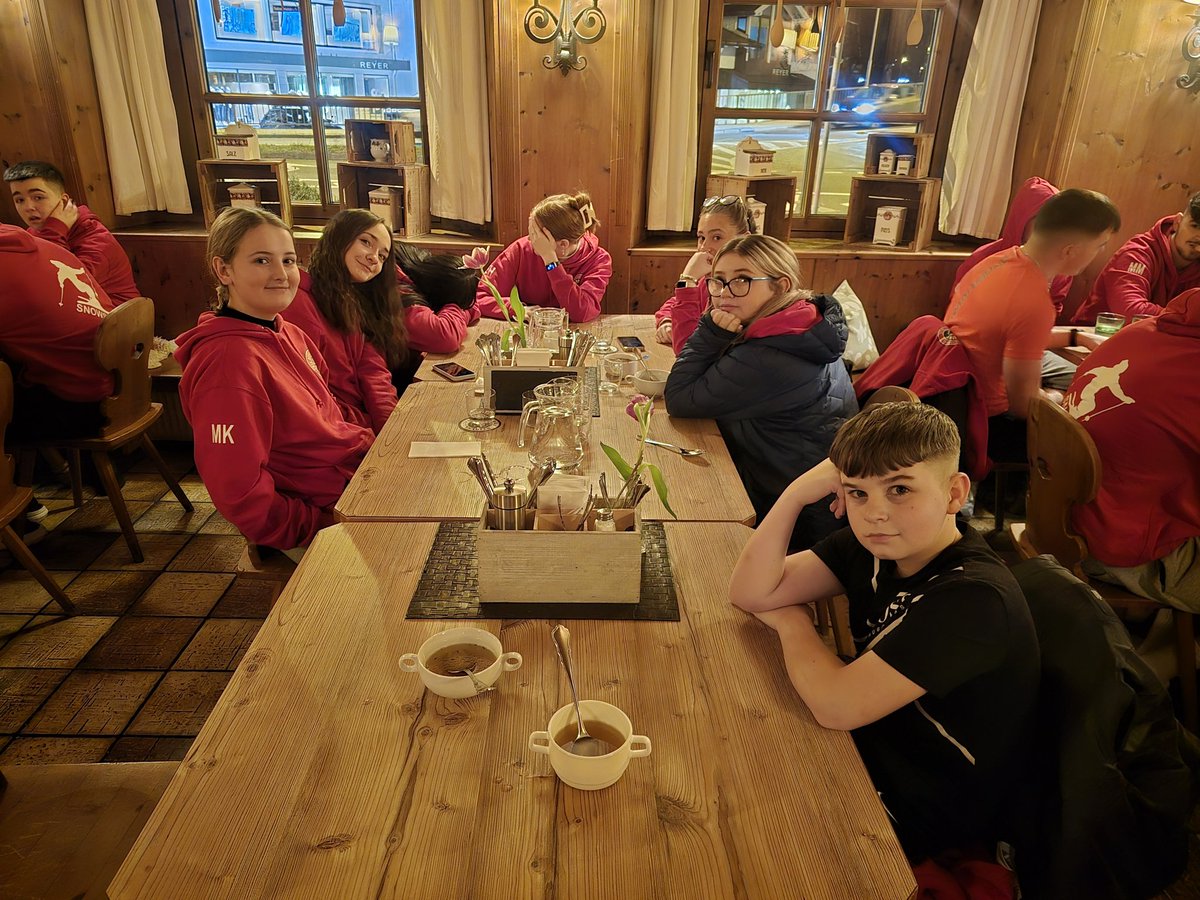 mathswithmuggs's tweet photo. First meal @MrNewmanIDS @MrWestermanIDS @MrREvans1 @IDS3to18 @idsalmcj https://t.co/mnIzDSosKh
