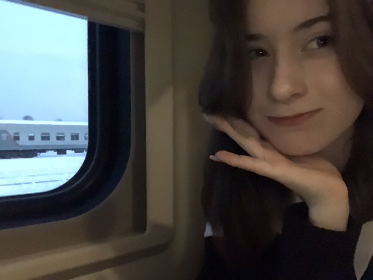 itruu_'s tweet photo. сегодня свалила в питер на олимпиадку!! https://t.co/RCm8TFmpFM