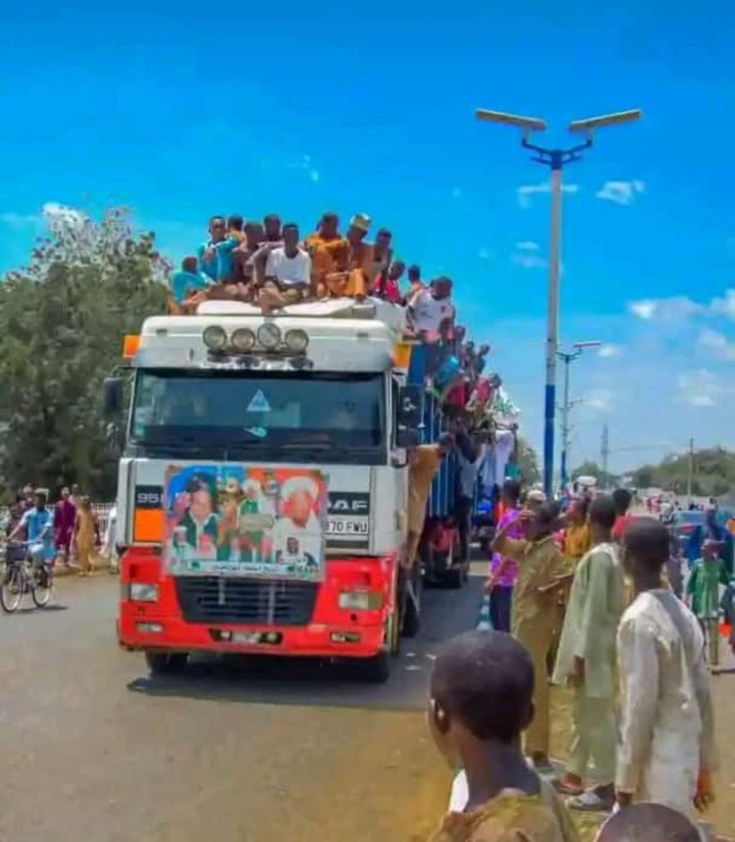 Shehu ikon Allah.

May Allah سبحانه وتعالى protect all the travelers going for the Maulud of Shāykh Al-islam al-Hajj Ibrahim Niasse.

#Abuja2024.