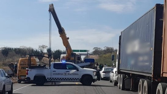 Guardia Nacional Carreteras tweet media