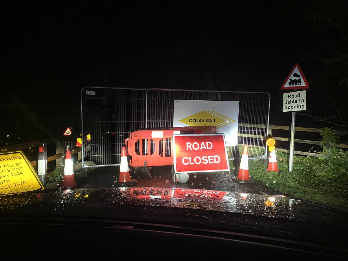 GetGreatPhotos's tweet photo. @networkrail @ColasRailUK @CornwallCouncil @CornwallLive  Terras bridge road closure order issued by Cornwall Council states clearly that pedestrian &amp; vehicular access is to be maintained to properties and also for emergency vehicles. This contravenes the road closure order. https://t.co/XaWJqTnqvw