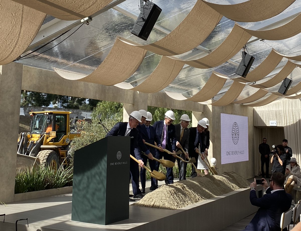 isabelasami's tweet photo. The massive One Beverly Hills development broke ground yesterday next to the Beverly Hilton, 17 acres of gardens and residences and hotel space. Story below. https://t.co/i6LV7cKQZE