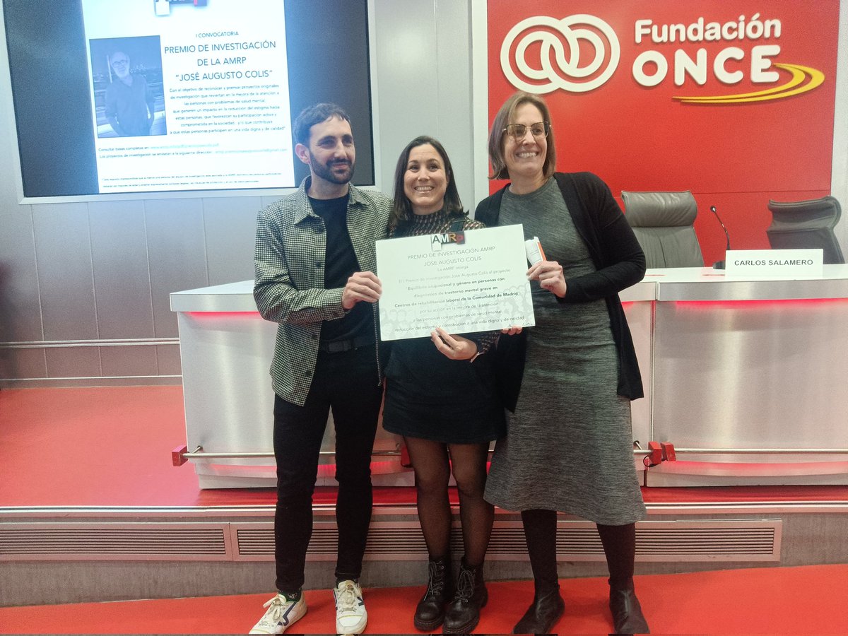 AMRP1991's tweet photo. Y en la entrega del I Premio de Investigación #JoséColis ha sido para el proyecto investigador del grupo de terapeutas ocupacionales de los CRL "Equilibrio Ocupacional y Género" partiendo de la hipótesis de que hombres y mujeres no parten del mismo nivel.E https://t.co/qwauwyJnOr