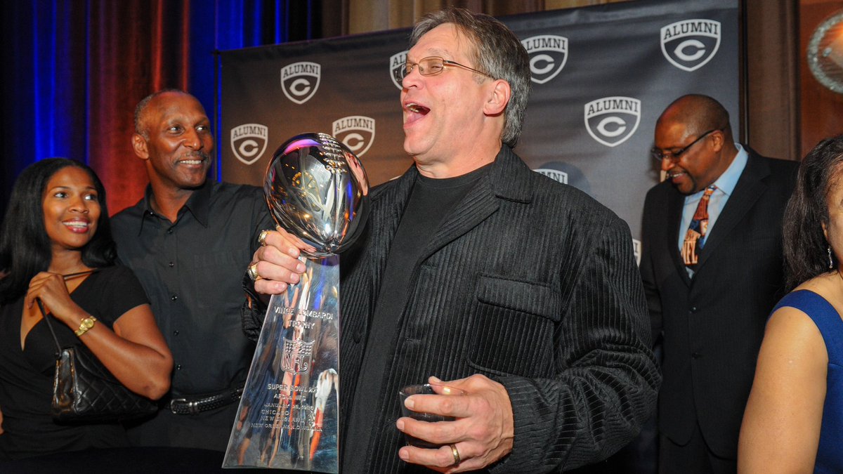 Chicago Bears (@chicagobears) on Twitter photo ▪️ 13 seasons
▪️ 92.5 sacks (2nd in Bears history)
▪️ 191 consecutive games played (Bears record)
Mongo earned his place in the <a href="/ProFootballHOF/">Pro Football Hall of Fame</a> 👏 ▪️ 13 seasons
▪️ 92.5 sacks (2nd in Bears history)
▪️ 191 consecutive games played (Bears record)
Mongo earned his place in the <a href="/ProFootballHOF/">Pro Football Hall of Fame</a> 👏