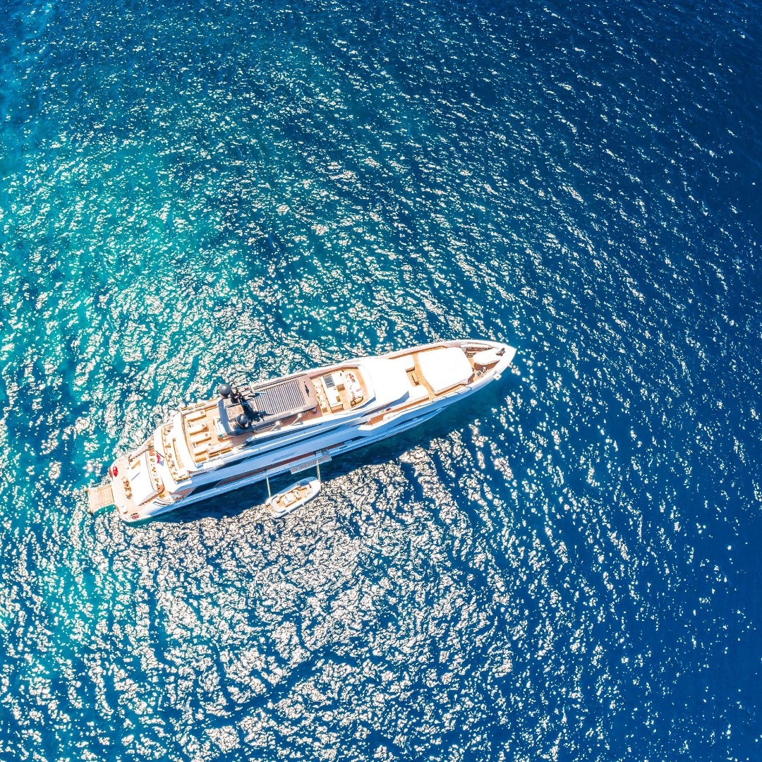 TelemarYachting's tweet photo. Is the bridge electronics system on your superyacht IMO compliant? 

Before your next inspection, consult with Telemar Yachting Americas at 954-828-0720.

#yachting #bridgenavigation #bridgeelectronics #navigation #yachttechnology #technology #maritime #marineindustry https://t.co/QiacfwJGZY