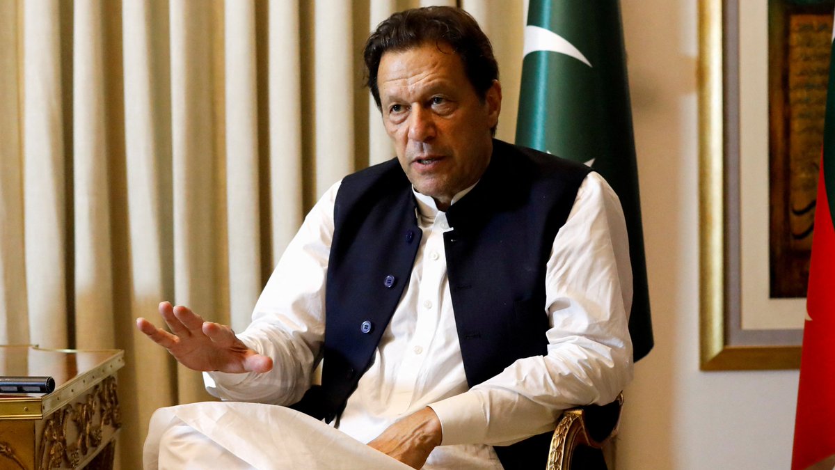 MarioNawfal's tweet photo. 🚨🇵🇰BREAKING: PAKISTANI ARMY “BLOWING UP” ELECTION AGAINST IMRAN KHAN

According to on-the-ground sources, Imran Khan’s party is still ahead.

However, there are reports of a series of explosions across the country of polling centers filled with ballots and reports of the army stealing ballot boxes.

The Pakistani army is reportedly trying to sway the elections from Imran Khan to Nawaz Sharif.

Remember Imran Khan, who was on our space weeks before his arrest, has allegedly been the target of a political witch-hunt by Pakistan’s military establishment, including a recent assassination attempt.

Source: Tasnim News