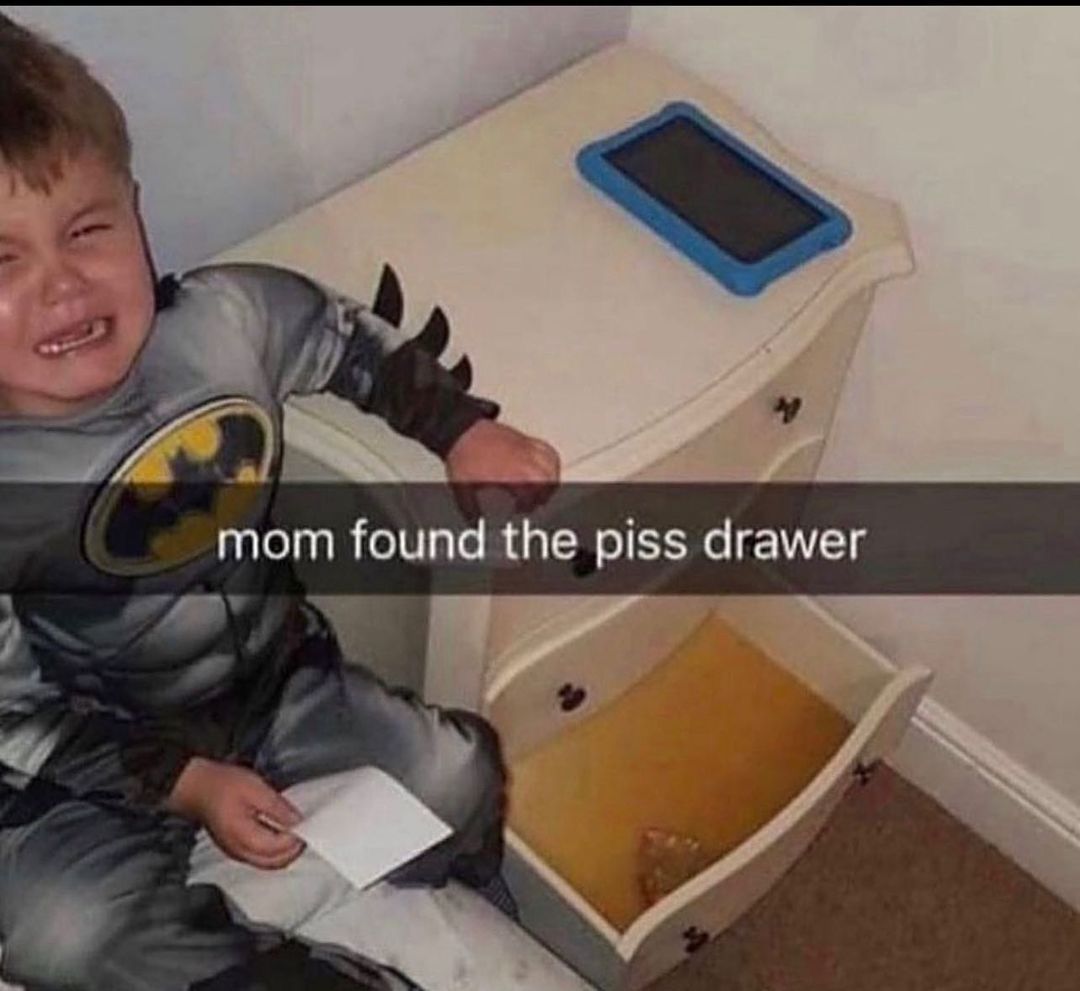 🕐HOURLY🕑 shitpost (@hourly_shitpost) on Twitter photo 