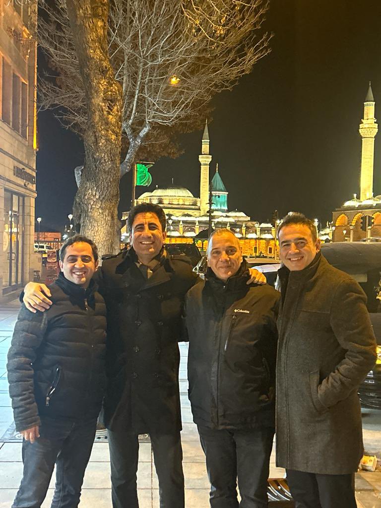 yavuznuriertas's tweet photo. Prof. Dr. Mustafa Ersöz hocamın davetiyle Selçuk Üni'de “Engineering Surfaces and Thin Films for Emerging Technologies” kongresinde konuşma verdim ve akademik camianın şampiyonlar ligi oyuncularıyla muhabbet ettik. @m_ersoz @MRG_KU @SezginBakirdere @gokhandemirels @m_onses https://t.co/xyEBHXn5rl