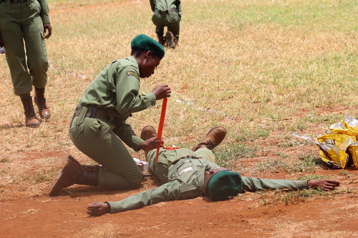 Our @biglifeafrica  and @IFAW rangers demonstrating their response & First Aid skills during their pass out ceremony. It's an important skill that saves alot of lives during their daily operations.  Besides that, they are taught bush craft, general law, wildlife behaviour^MJ