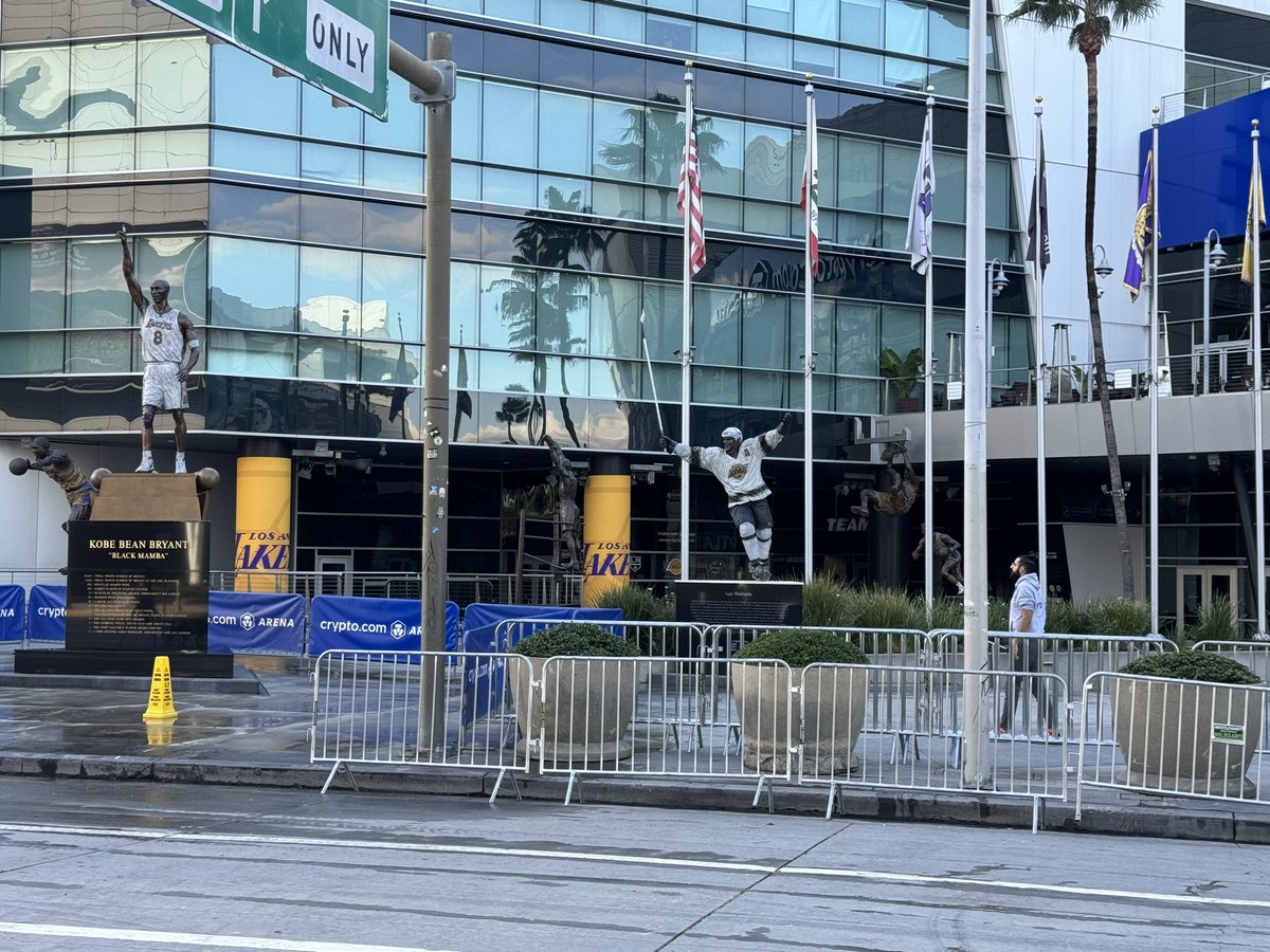 Lee Zeidman tweet media