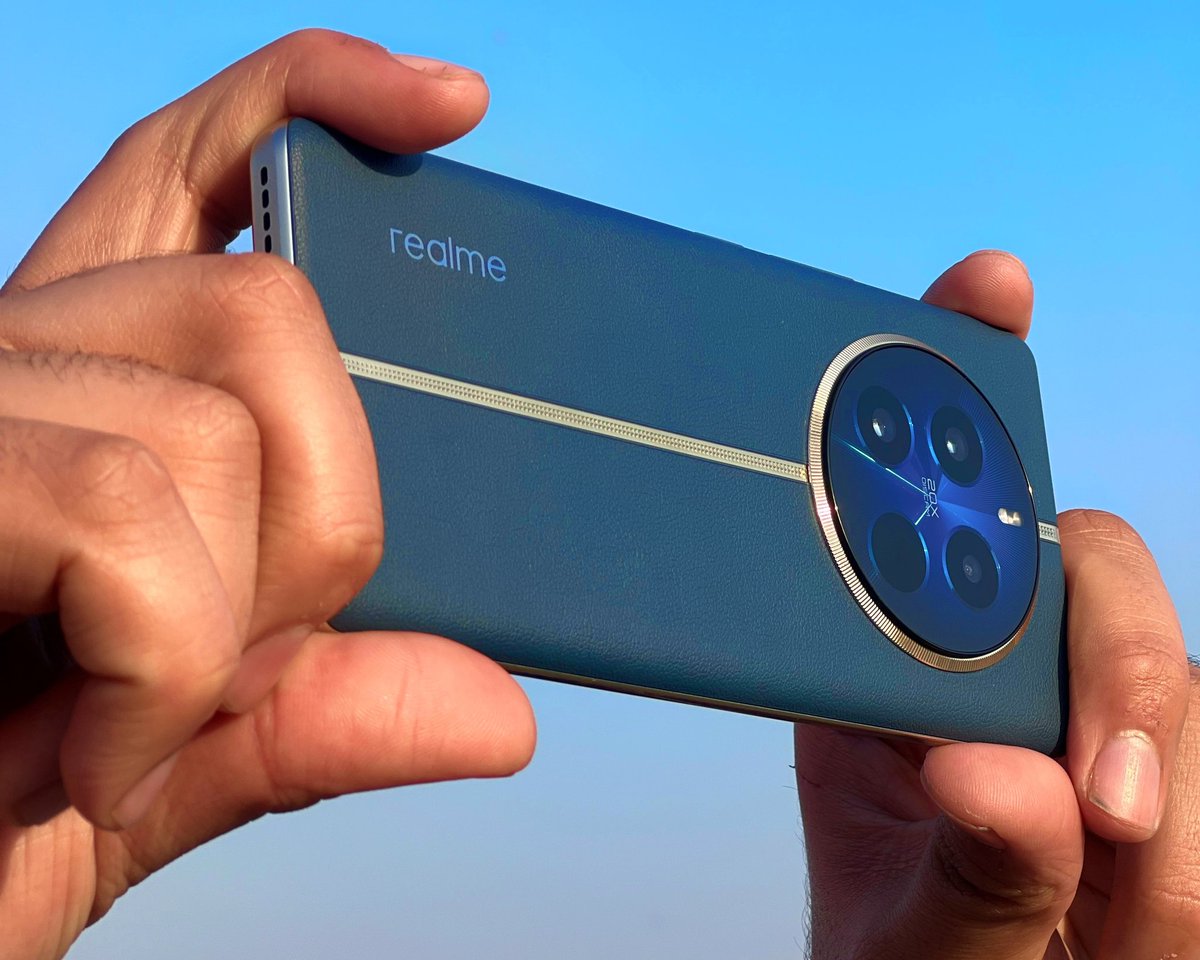 harshclicks's tweet photo. Unveiling the world through the lens of the Realme 12 Pro: capturing every detail, every moment, in stunning clarity. ๐ธ #Realme12Pro #beapotraitmaster https://t.co/cxT8mqxBmk