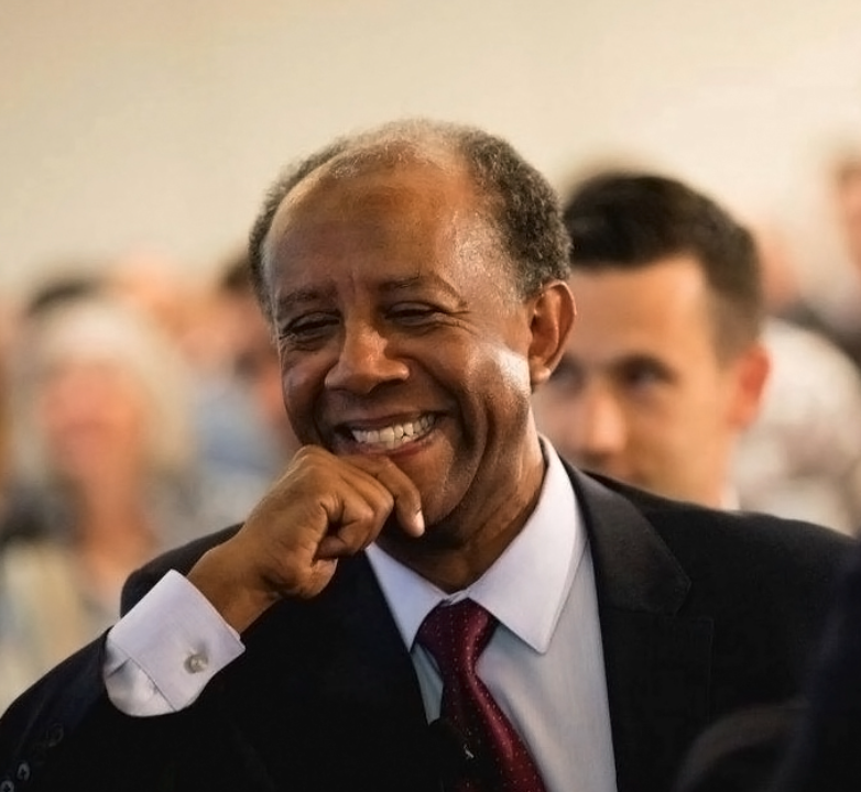 We are thrilled to welcome @samassefa as our speaker at this year's ENVS graduation in May! As the Director of CA's Governor’s Office of Planning and Research, Assefa champions for improving #climate resilience and #ClimateJustice . We can't wait to learn from his expertise!