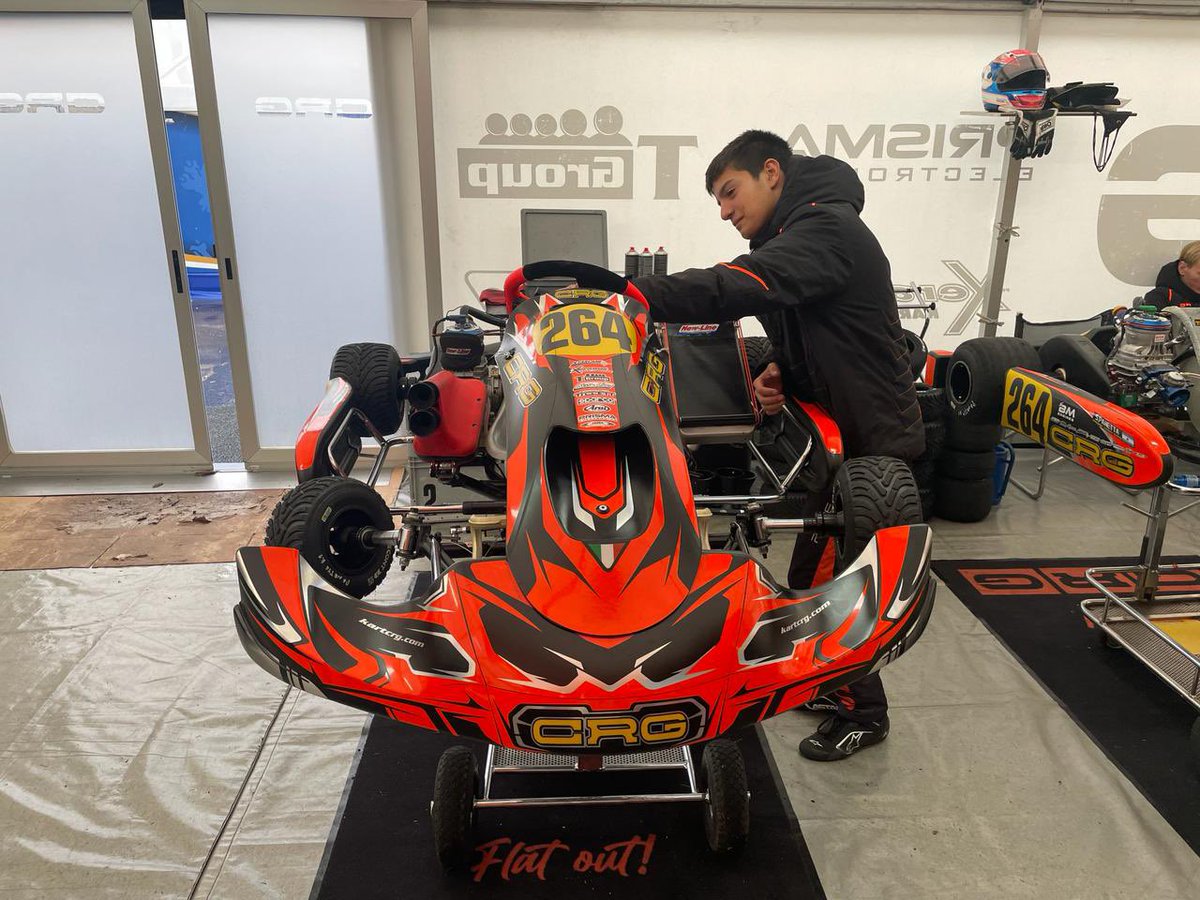Corazondef1's tweet photo. 🔵⚪️🔵 SANTINO PANETTA 
“Comenzó con la actividad oficial en Cremona”

 #SuperMasterSeries #WSK Tras dos días de prácticas hoy “El Guapo de Campana, entrenó clasificó y corrió la primera de las tres mangas, por primera vez como piloto de CRG Factory

➡️ https://t.co/7LsW6og6aM https://t.co/vMinDCluh4