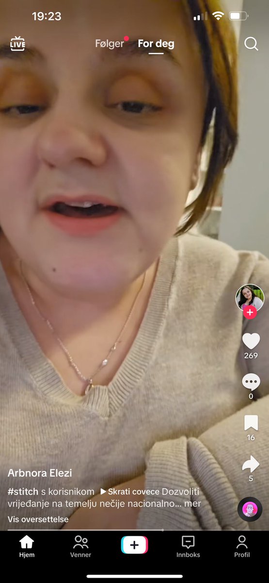 V89stl's tweet photo. Ali ljudi koliko je ova devojka/zena negativna!!! Meni je to jezivo, sada se uvredila sto je onaj lik “Skrati covece” stitchovao njen video a covek nista lose nije rekao #caosvima https://t.co/gUoma2qYEF