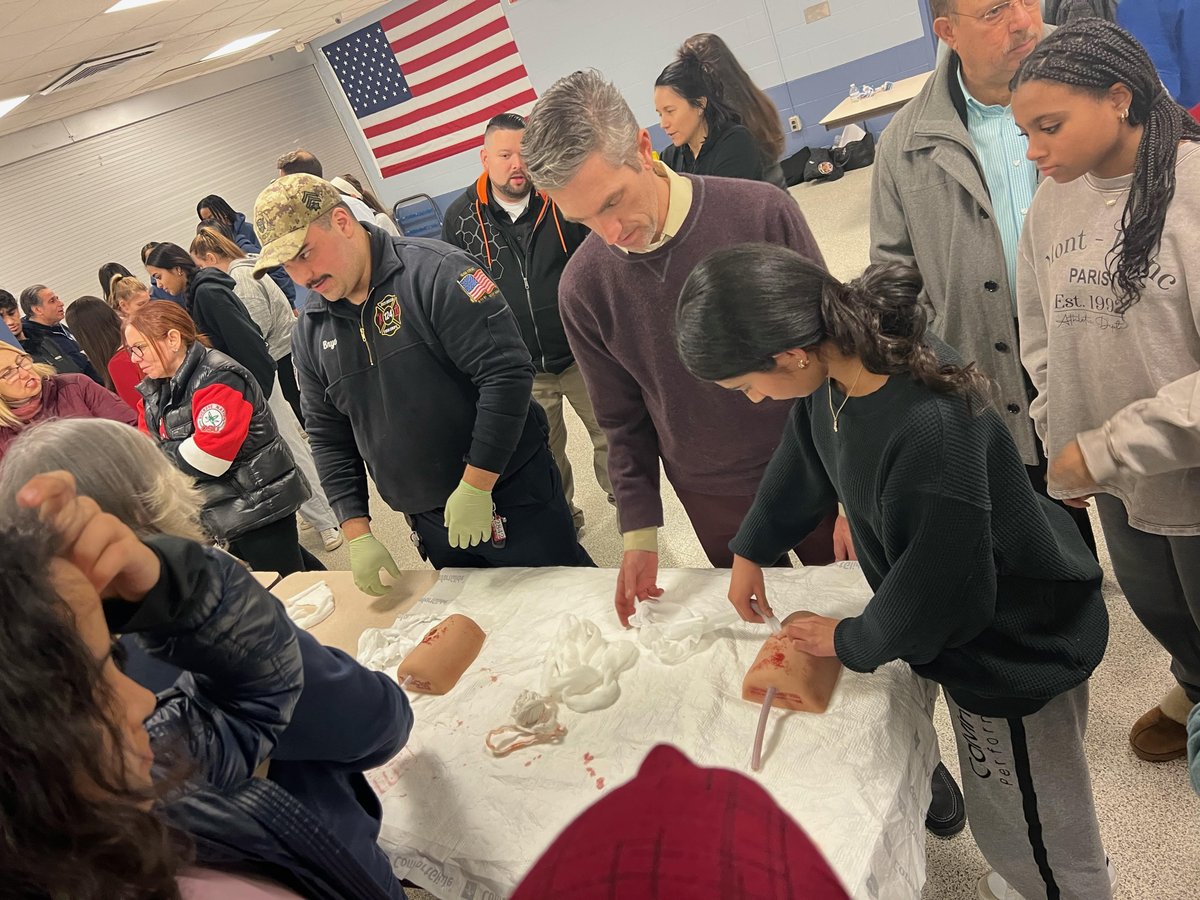 The HHH PTA Council PRC/Task Force Committee recently hosted a "Save A Life Event" where students and adults were able to practice CPR and become certified in Stop The Bleed Training. #HHHCSD