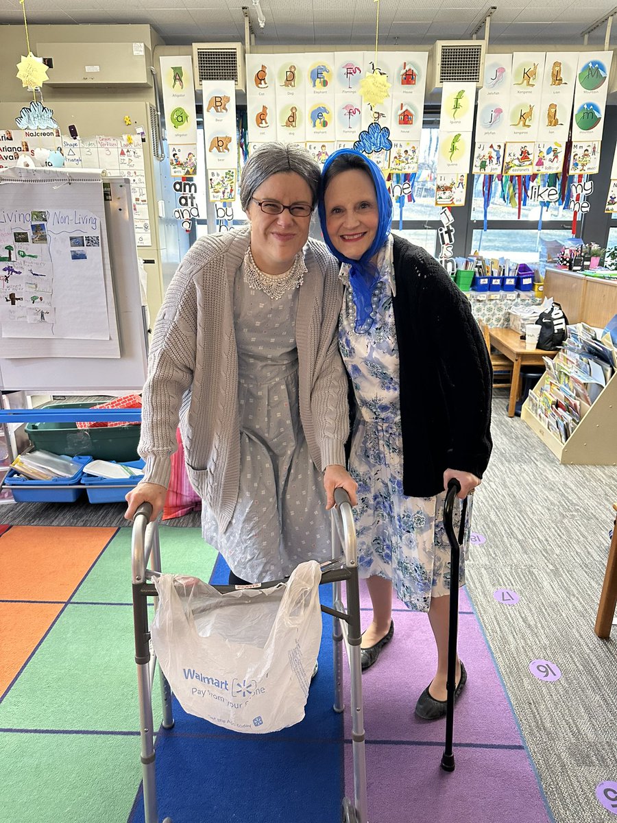 wrightdmps's tweet photo. Celebrating the 100th Day of school! https://t.co/0EessuVFsN