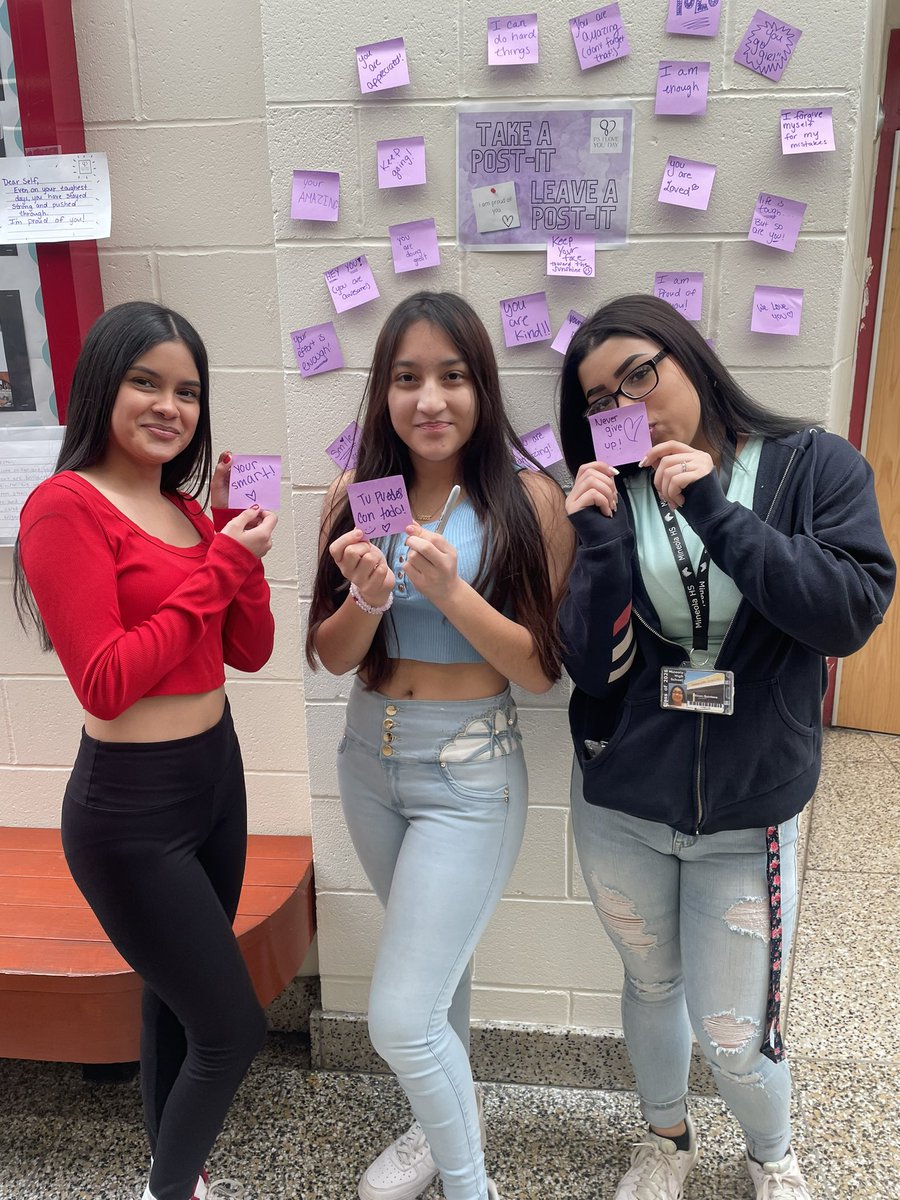 Mineola High School Dignity Club tweet media