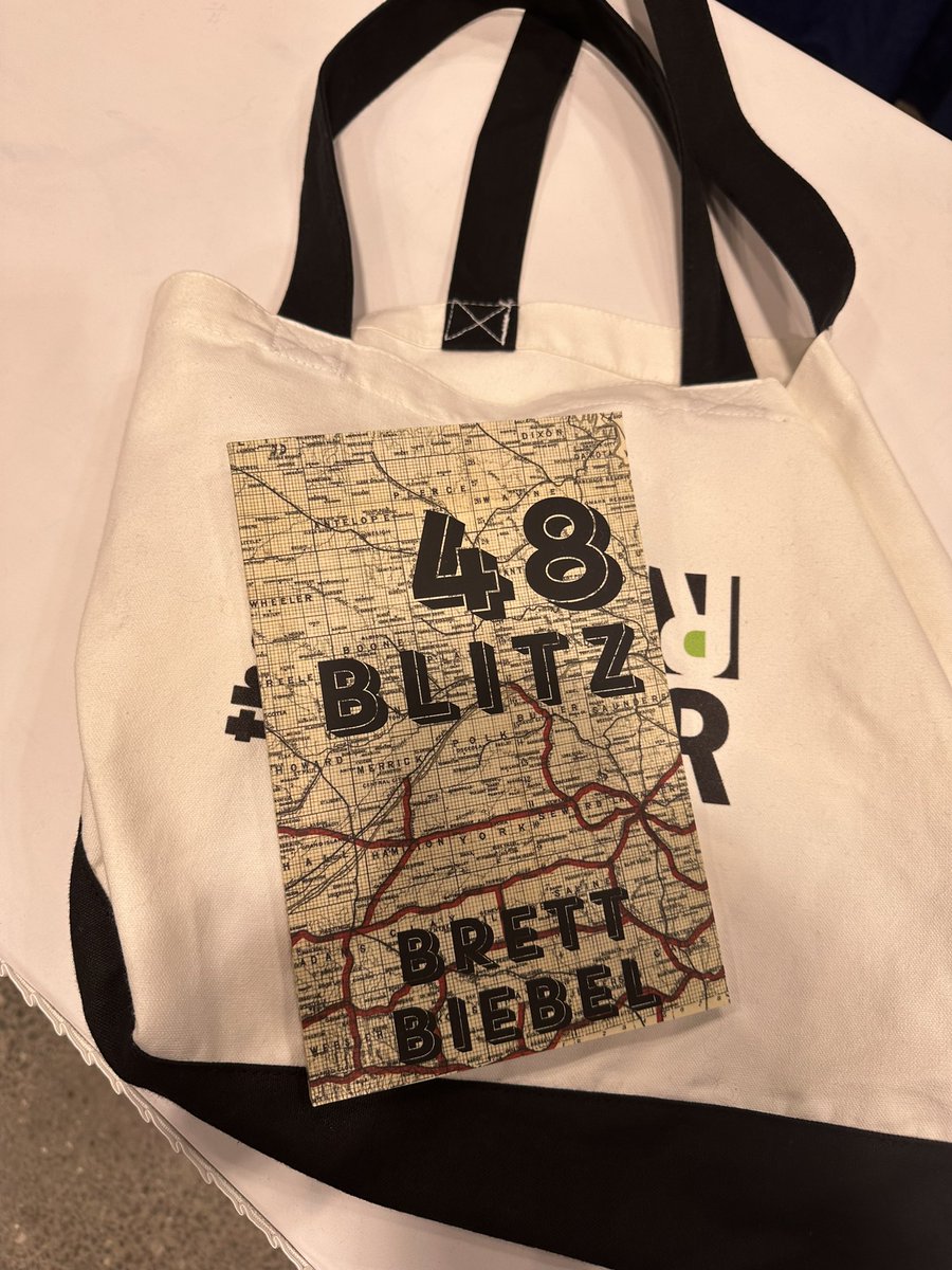 Fun Day 2 of #AWP24 tracking down books by tUR contributors! 

‘Tartarus’ by Ty Chapman at @buttonpoetry 
‘Glass Jaw’ by @RaisaTolchinsky at @PerseaBooks 
‘48 Blitz’ by @bbl_brett at @splitlipthemag