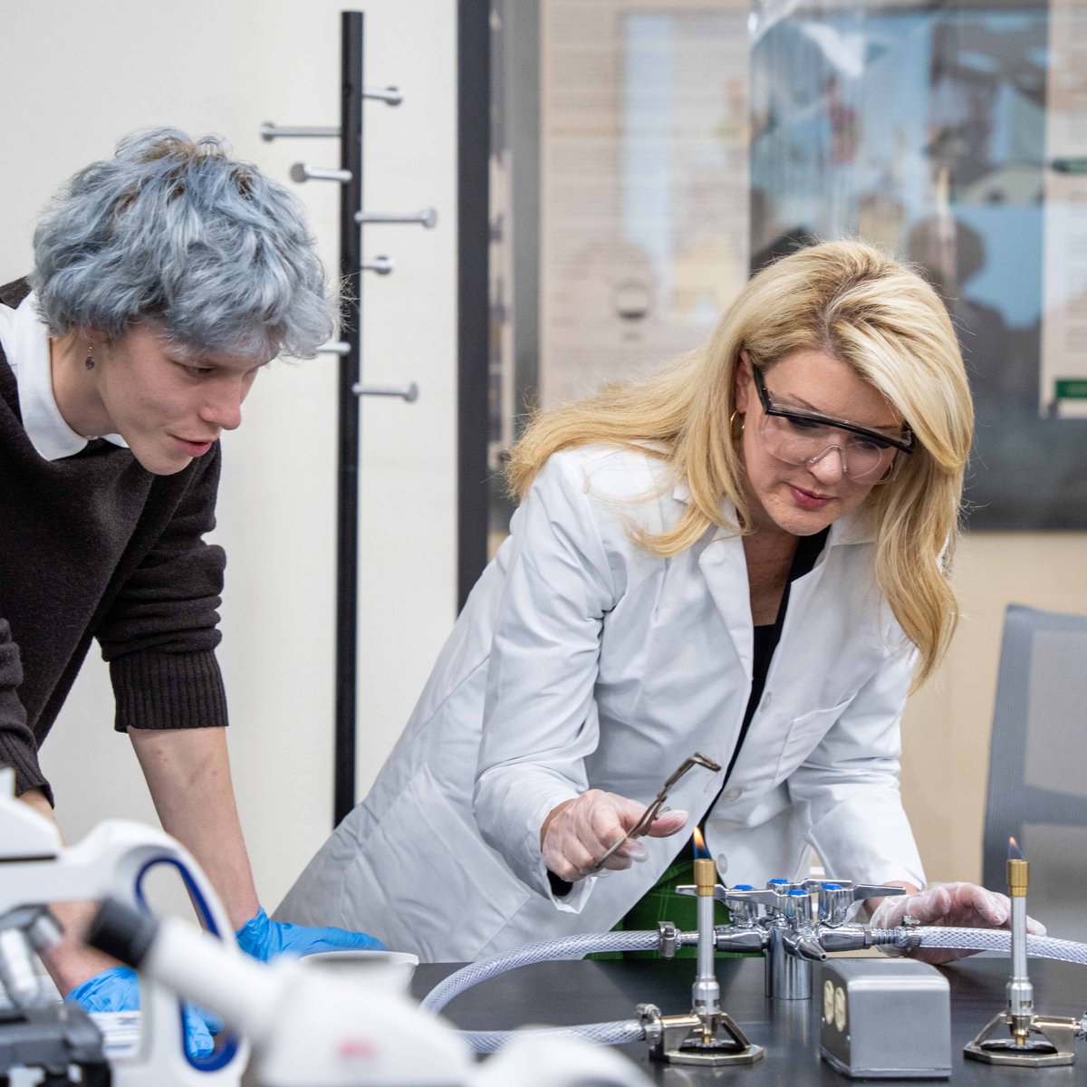 CSUAmyParsons's tweet photo. Congratulations to @HealthHumanSci and the Design and Merchandising department on the grand opening of the new Textile Science Laboratory and Library at the Gifford Building! 

Special thanks to everyone who made this new space possible! https://t.co/zYC2xfOA4K