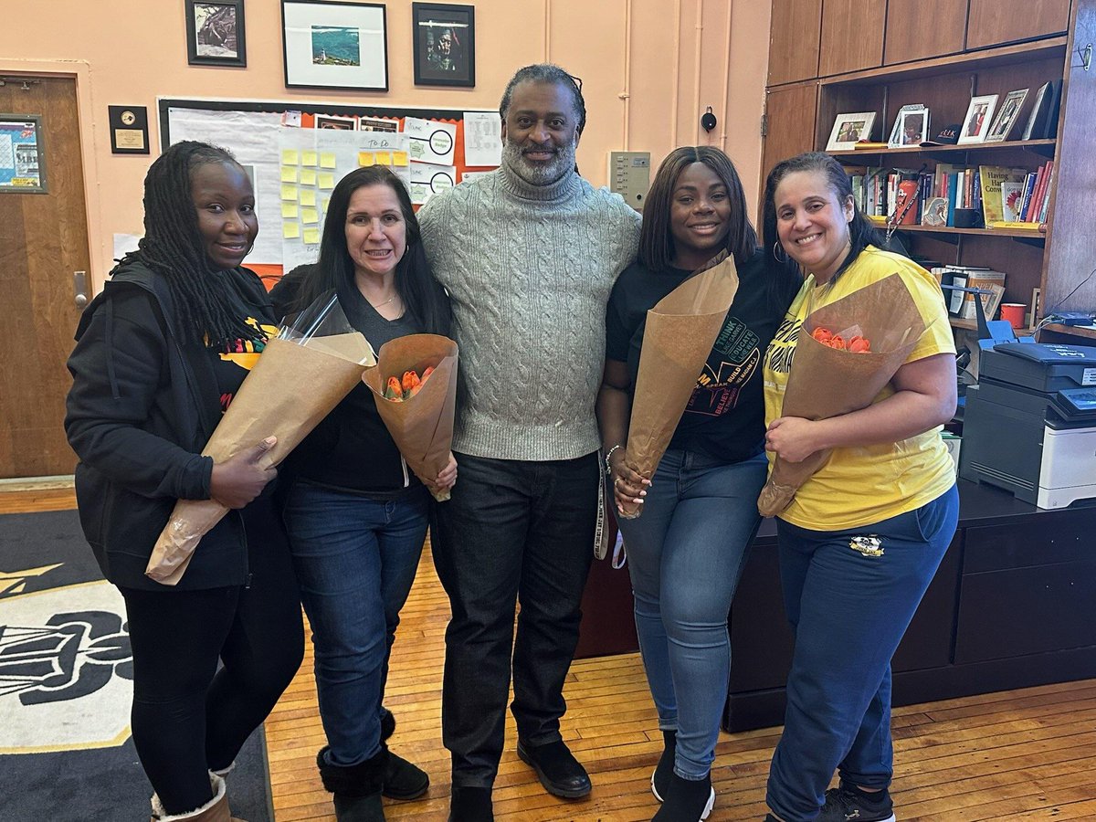 johnjaylaw's tweet photo. "To the world you may be just a counselor, but to your students, you are a hero."
Happy National School Counselor's Week to John Jay's Amazing School Counselors! #johnjaylaw #johnjaystrong https://t.co/NRyJo9xPJ6