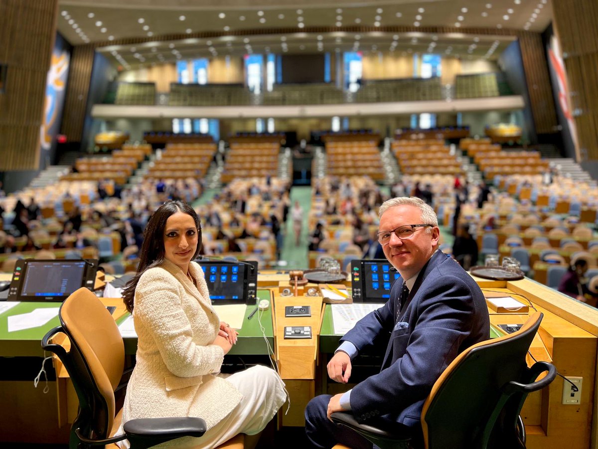 🌐👩‍🔬Starting the International Day of Women & Girls in Science at the @UN! Amb. @KSzczerski co-moderated a session on 'Women in Science Leadership for Peace and Security.' The discussion focused on the need to enhance women's unique perspective in politics and science.