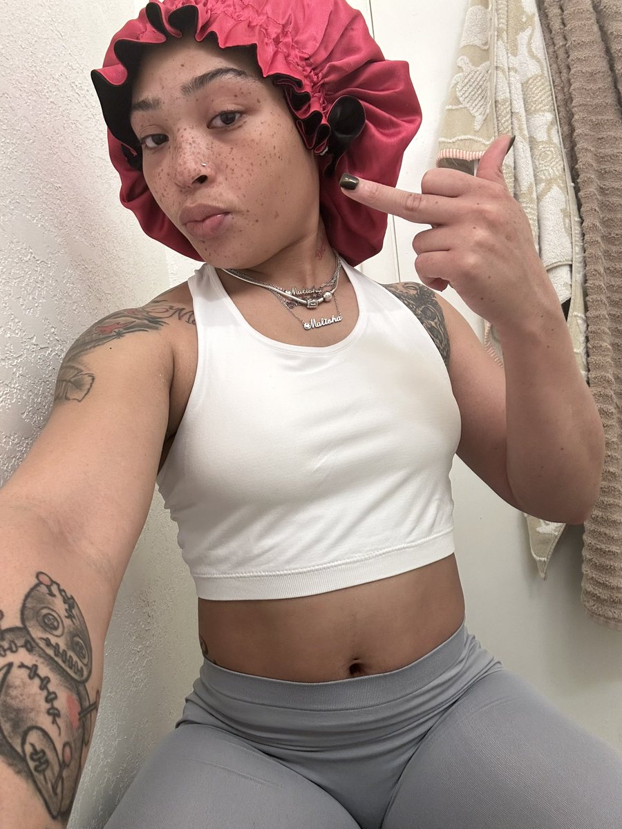 MRS. SHIT POPPER tweet media