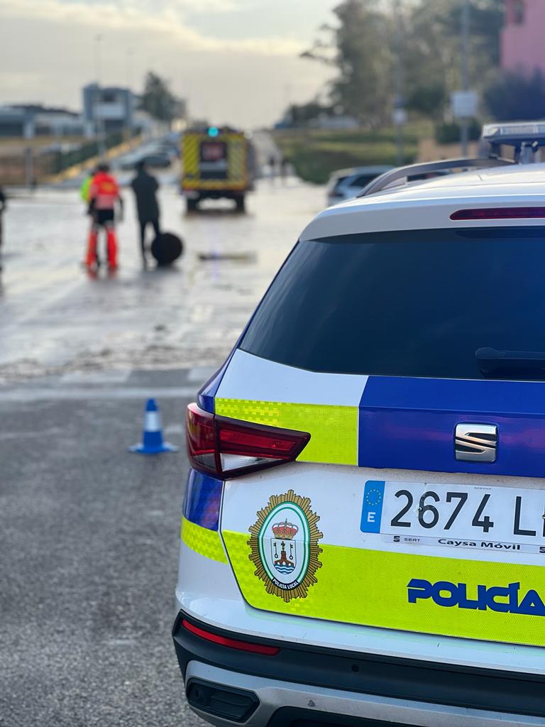 Policia Local Alcalá de Guadaíra Tlf: 092 tweet media