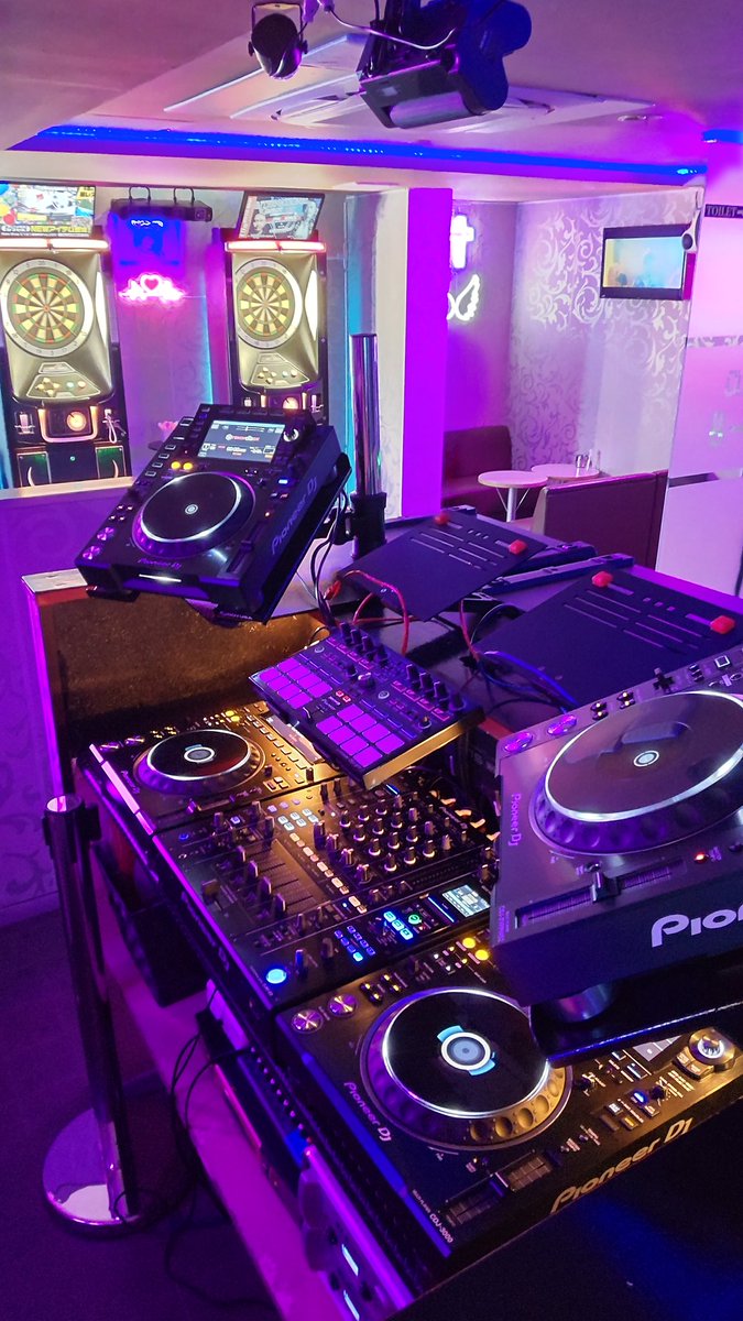 club_bar_crazy's tweet image. 2024.03.16 SAT
CLUB B→rain
Renewal 1st AnniversaryParty🎉

B→rainで出演した事があるDJで、AnniversaryPartyに出演してほしいDJがいましたらDM下さい😊

出演交渉してみますw🔥

#AnniversaryParty
#DjRequest
#AllMixParty
#リクエスト募集中
#1周年
#出演希望DJ
#ビーレイン