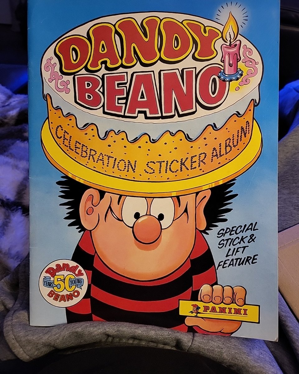 Leonleonard2's tweet photo. @OfficialPanini could you help me finish my sticker book from 1988 please https://t.co/mm3oLnekxB