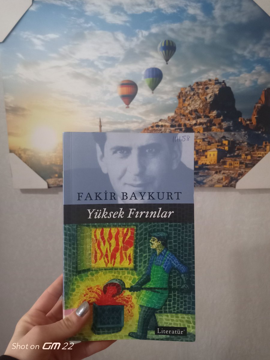 kitapkurdumsu's tweet photo. #okudumbitti
#FakirBaykurt
Bu eve çok insan gelir! Çok dert dinlerim ben. İnsa­nın eti yenmez, derisi giyilmez. İnsandan beklenen sevgi, saygı, insanlıktır. İnsanın acısını insan alır. Anlat istediğin gibi!
@mavi__ayrac 
#benimokumam
#kitaptavsiyesi https://t.co/l8717vVP3G