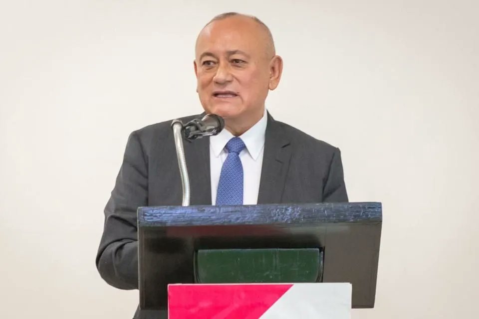 Gisela (@giselanoticias) on Twitter photo .<a href="/MarquezAJorge/">Jorge Márquez A.</a> demuestra que prefiere proteger a los delincuentes que al pueblo de Tulancingo
La violencia que existe en el municipio es gracias a que el PRI decidió no unirse al mando coordinado del gobierno estatal
Hidalgo tiene la herencia de un gobierno corrupto priista🤬 .<a href="/MarquezAJorge/">Jorge Márquez A.</a> demuestra que prefiere proteger a los delincuentes que al pueblo de Tulancingo
La violencia que existe en el municipio es gracias a que el PRI decidió no unirse al mando coordinado del gobierno estatal
Hidalgo tiene la herencia de un gobierno corrupto priista🤬
