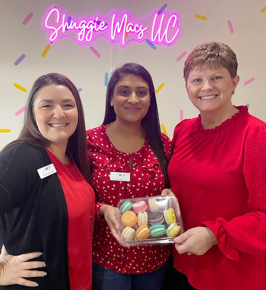 Potomac_Bank's tweet image. We had a blast at the recent Martinsburg-Berkeley County Chamber of Commerce! Lots of local businesses making connections. 🤝
#myBCT #BCTCommunity #SupportLocal