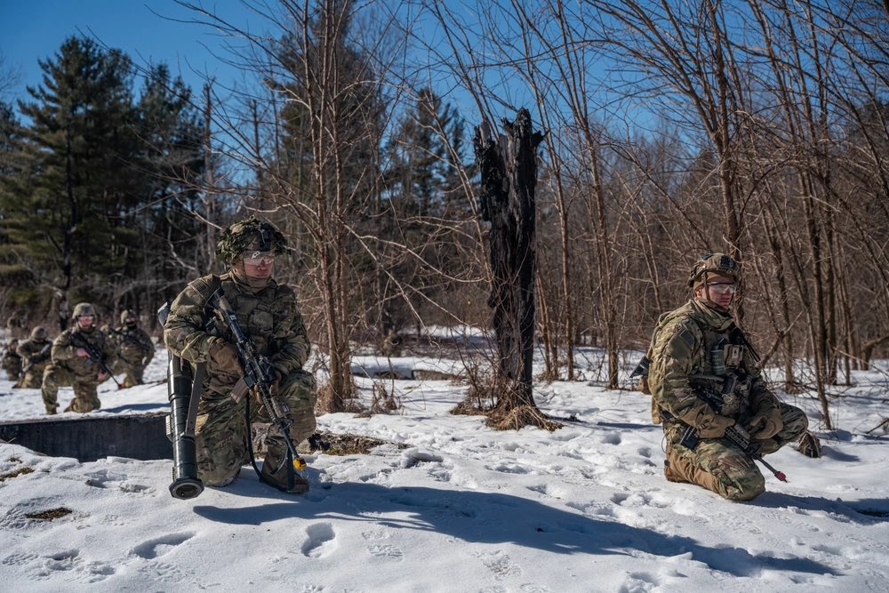 Warriors have been participating in a combined arms live fire exercise also known as CALFEX. CALFEX exercises provide a unique opportunity to validate combat effectiveness and the ability to thrive and operate in austere environments. #FindAWayOrMakeOne #ClimbToGlory @USArmy…