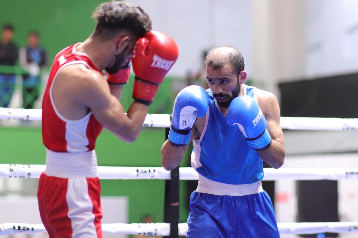 KhelNow's tweet photo. Amit Panghal storms into #StrandjaMemorial Tournament semifinals! 🇮🇳😍

The Commonwealth Games gold medallist beat 🇲🇳's Aldarkhishig Battulga by 5:0 unanimous verdict in the quarter-final bout! 🥊

#Boxing https://t.co/OKssFFkAiK